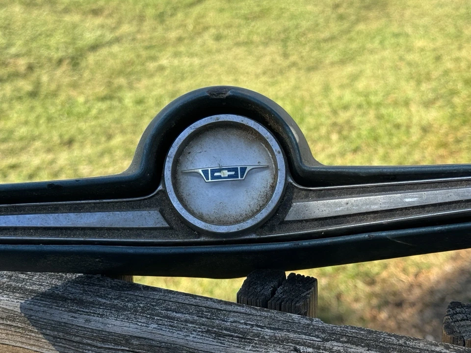 老式 1963 年雪佛兰 Impala Oem 方向盘 — 第 2/4 张图片