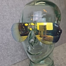 Quay Australia Showtime Sunglasses See Description 