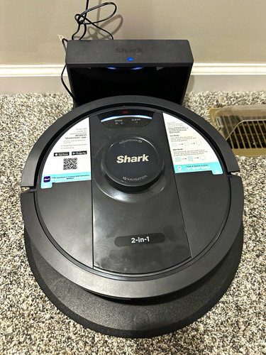 Shark IQ 2-in-1 Robotic Self-Empty Vacuum w/ Dock Black RV2402WXXUS FOR PARTS