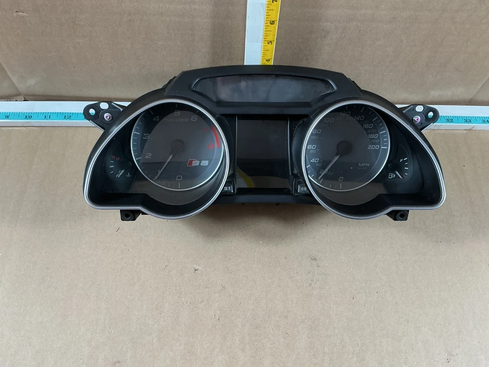 2008-2012 Audi S5 Speedometer Instrument Gauge Cluster 8T0 920 981 OEM - Image 2 of 4