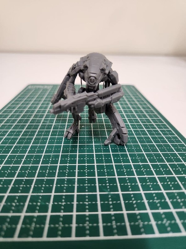 Robot Robo Resin Garage Kit Unassembled Unused
