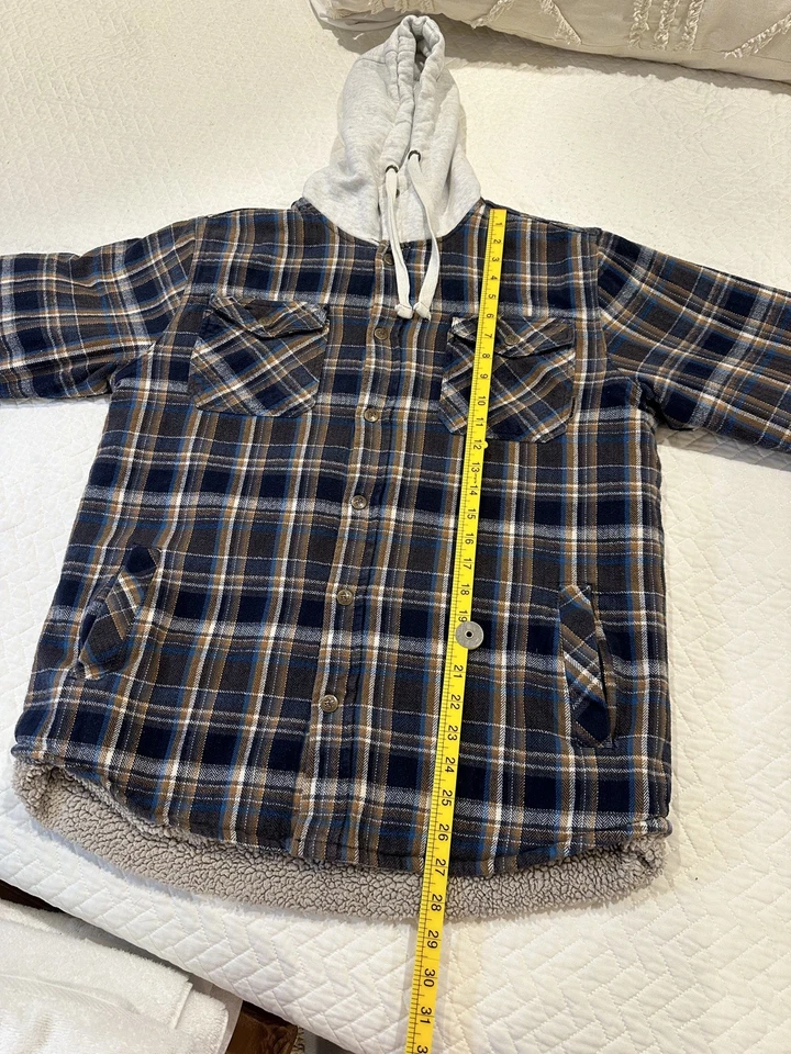 Legendary Whitetails Heavy Hunting Outdoors Thermal Lined Flannel Jacket Size L - Image 2 of 4