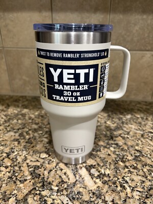Yeti Rambler 30oz Travel Mug w/Stronghold Lid Color: Cape Taupe