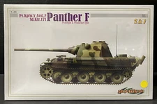 1/35 Cyber Hobby 6382 : Sd.Kfz.171 Panther F (2 In 1) Sealed Box