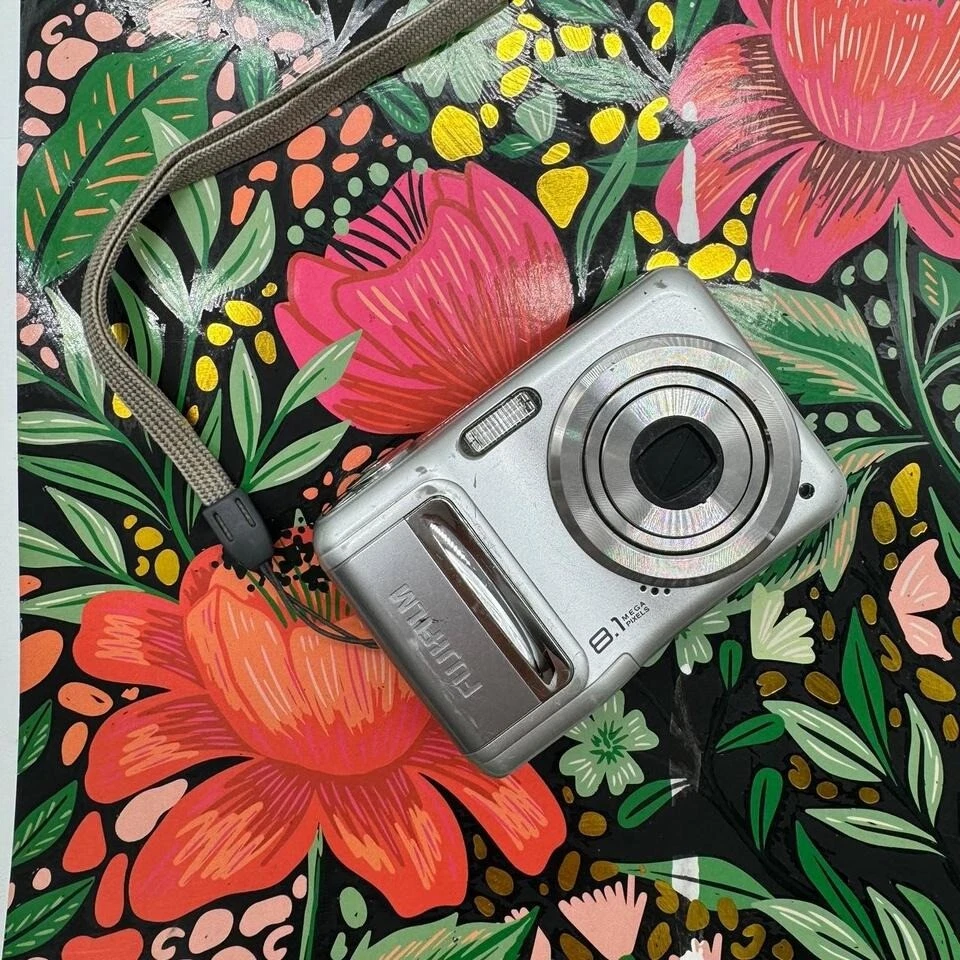 Fujifilm FinePix A Series 8-9.9MP Digital Cameras for Sale - eBay