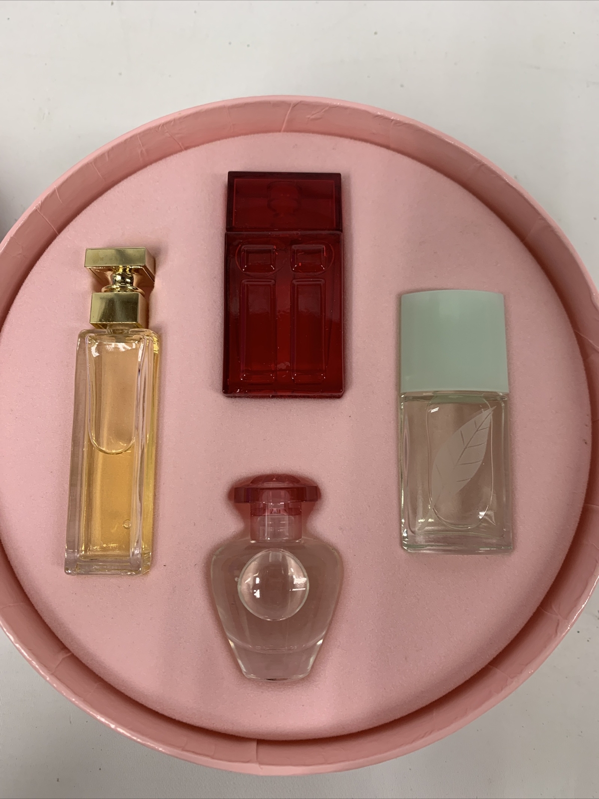 Elizabeth Arden 4 Piece Travel Size Gift Set In Flower Box Green Tea