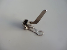 Pied à Repriser/Broder Elna (Swiss made) pour Machines à coudre Elna Grasshopper