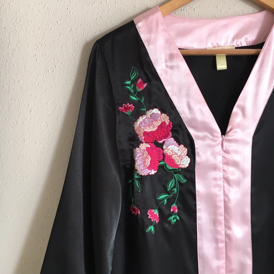 Flora Nikrooz Womens Size Medium Black Pink Satin Floral Embroidered Night Gown - Image 3 of 4