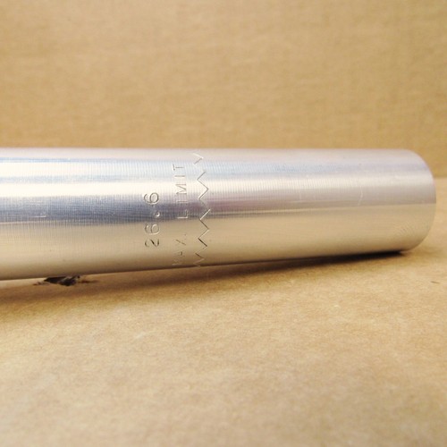 New-Old-Stock Gipiemme Sprint Seatpost w/Black Fluted Pillar (26.6 mm) Shopwear - Picture 16 of 16
