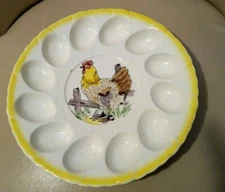 BARGAIN BUY ! VINTAGE DEVILED EGG PLATE W/ HAND PAINTED ROOSTER NEXT TO FENCE