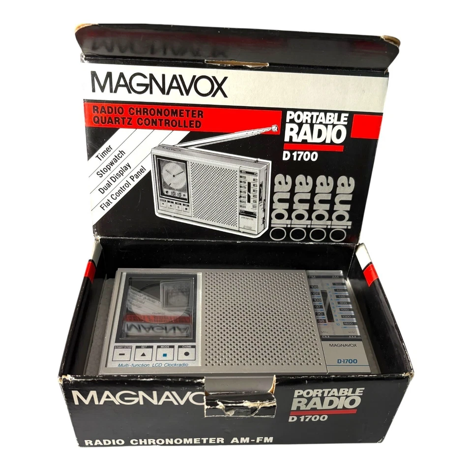 PHILIPS D-1700 Vintage Radio Chronometer Quartz Controlled Portable AM/FM Radio - Image 2 of 4