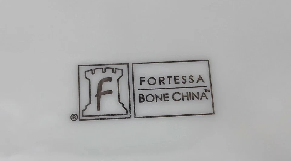 Plato ovalado Fortessa Bone China con cubierta 9x5 HBW-00-224 artículo de restaurante de hotel Foto 3 de 4