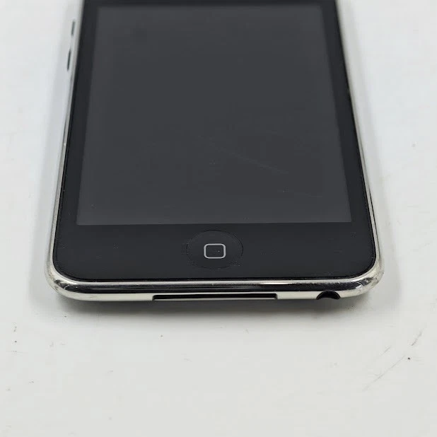 Apple Ipod Touch 16GB - Non Funzionante, Graffi - Immagine 4 di 4