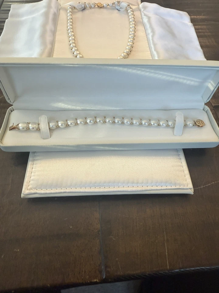 Pulseira de pérolas de ouro 14K fecho de 7 polegadas e colar conjunto de fecho de 17 polegadas com estojos - Imagem 2 de 4
