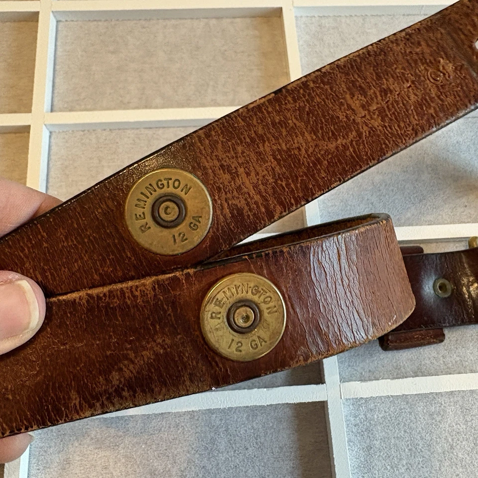 Cinturón de cuero envejecido de colección escopeta calibre 12 latón macizo talla 38-42 usado Foto 4 de 4