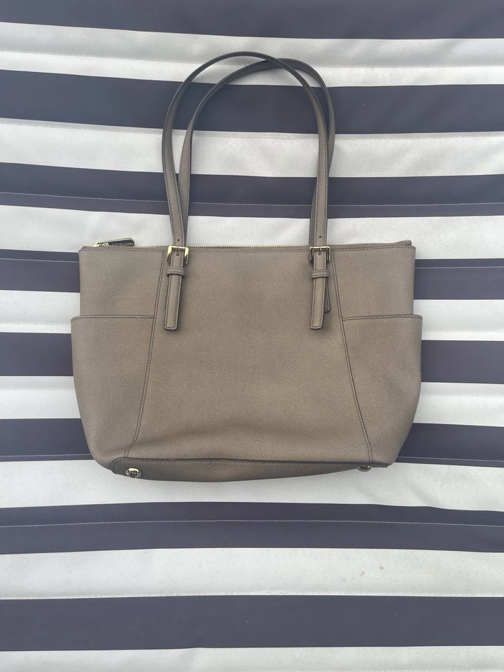 Michael Kors Charlotte Large Saffiano Leather Top-Zip Tote Bag - Image 2 of 3