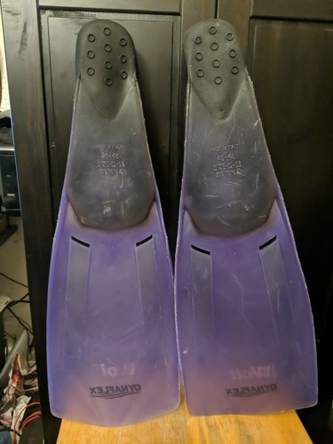 Voit Swimmaster Dynaflex Tauchflossen Größe 12-13 Pflaumenfarbe - Bild 3 von 4
