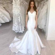 Sexy V-Neck Mermaid Wedding Dresses V-Neck Simple Satin Bridal Gown Lace-up Back