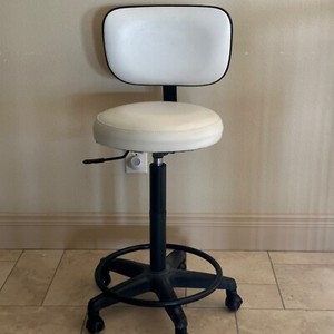 Chair rolling & adjustable telescopes for groomers or tool or sewing room