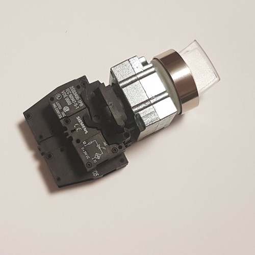 SIEMENS 3SB34000A Selector Switch with Detent Belauchtet New