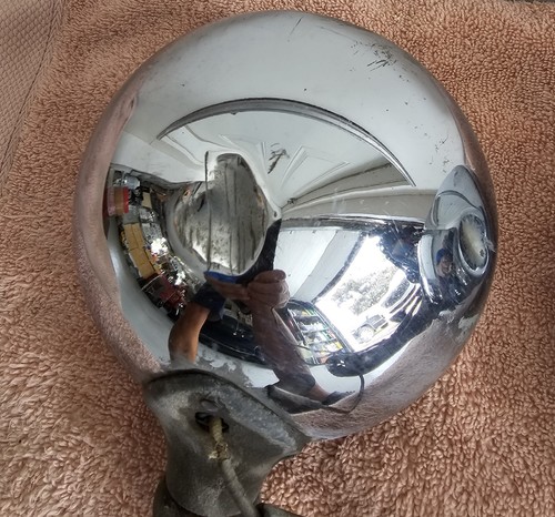 1930s, 1940s, 1950s Cadillac Factory Fog Light Pair, Appleton With Brackets. - Picture 8 of 14
