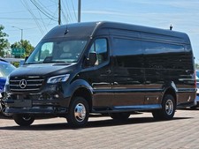 2025 Mercedes-Benz Sprinter 3500 Cargo 170 WB