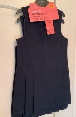 M&S Marineblaue Schul-Pinafores für 4-5 Jahre 2er-Pack neu mit Etikett fleckenfest, knitterarm