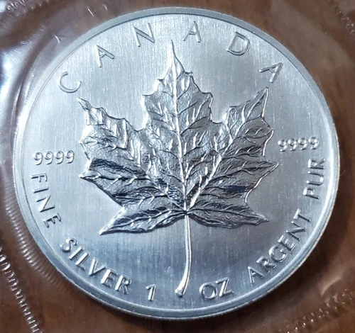💲1989 Canada Maple Leaf 1 oz .9999 Silver Coin Sealed in RCM Pouch VINTAGE 🔥