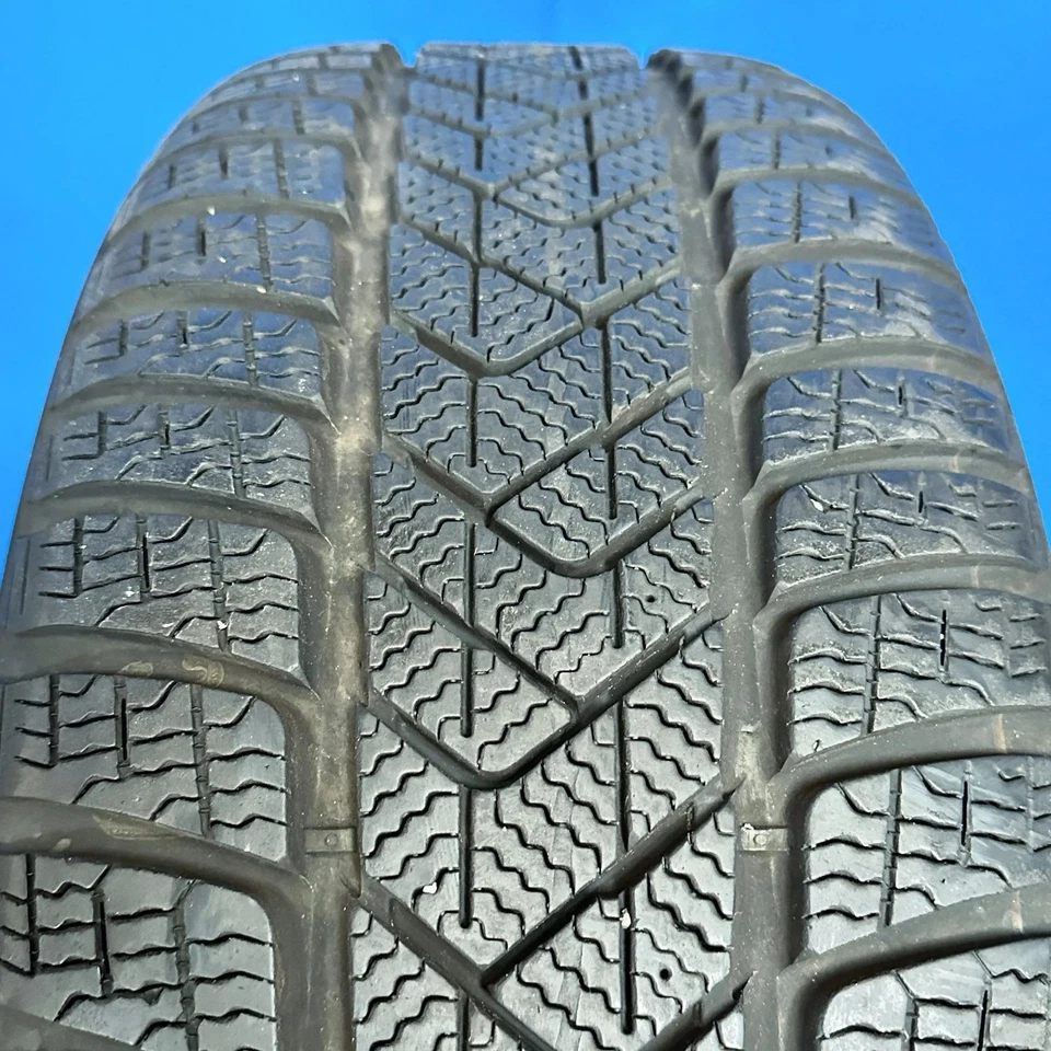 1x Winterreifen 225 45 R18 95H MOE-Extended Pirelli DOT 20 6.50 mm - Bild 2 von 2