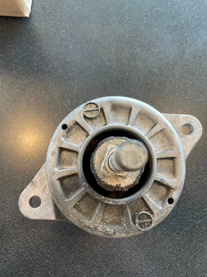 Soporte de transmisión genuino Porsche Boxster Cayman PDK 2013-2016 # 98137504902 Foto 4 de 4