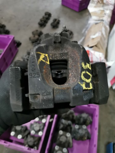 BMW 5er F07 GT Bremssattelgehäuse Bremssattel 44/24 925 Bremse hinten rechts