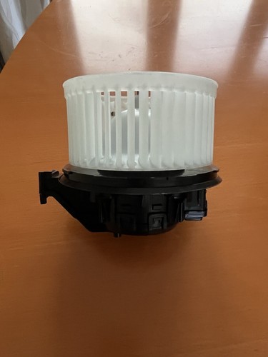 2010 FORD FIESTA HEATER BLOWER MOTOR FAN (RHD) VP8E2H18456BA 0130115552 - Picture 3 of 6