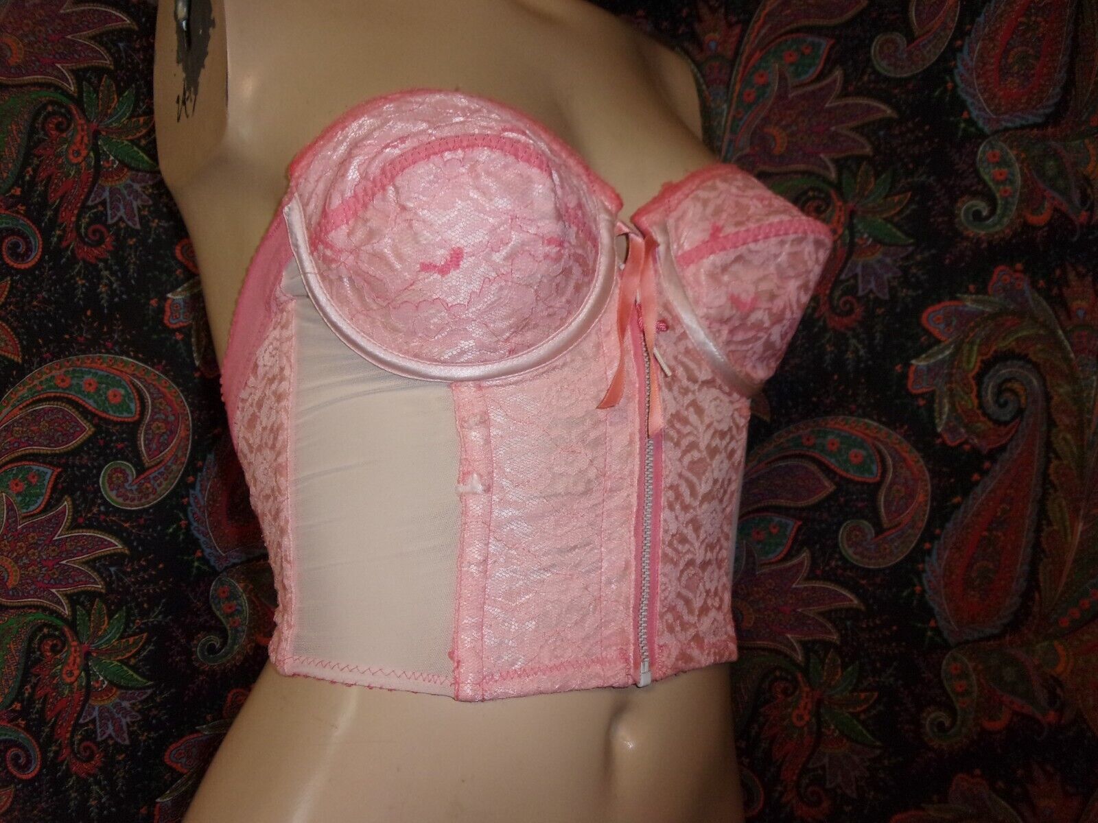 Vintage Lovable Little Bare Pink Lacy Strapless B… - image 3