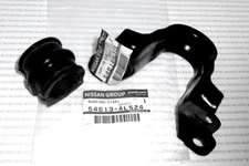 Genuine Nissan 350Z Infiniti G35 Front Stabilizer Sway Bar Bracket & Bushing