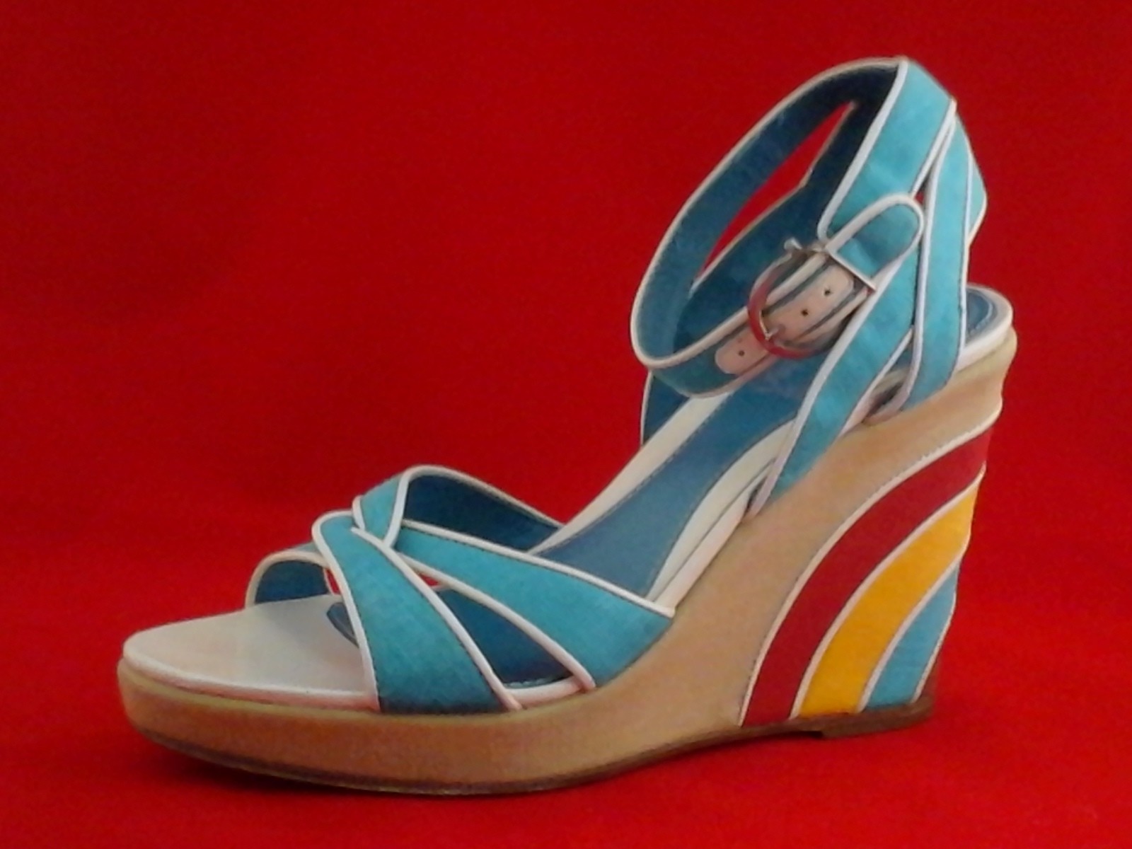 salvatore ferragamo wedges