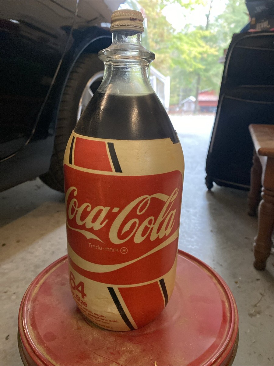 Very Rare 64 Ounce Glass Coca Cola Bottle With 1970's White