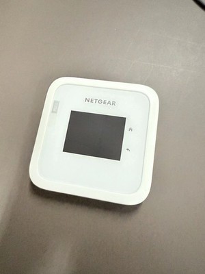 Entsperrter Netgear Nighthawk M6 MR6110 5G WiFi 6 mobiler Router | Open Box