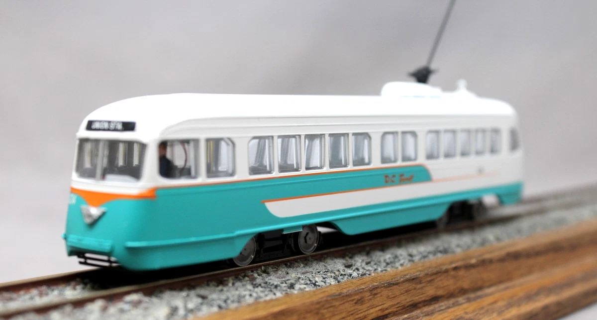 Con-Cor HO Scale Model Railroad Locomotives for sale | eBay