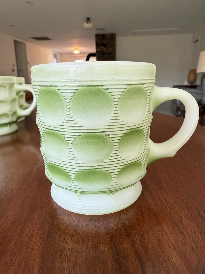 6 кружек Fire-King Camelot Coin Dot эмаль зеленый омбр отпечаток большого пальца США 1960-е MCM - Изображение 3 из 4