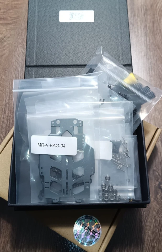 Atomic MRV 1:28 V-Link RWD Chassis Kit (No Electronic) - Bild 2 von 2