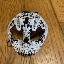 NWT White Lace Masquerade Mask Black Rhinestones Halloween Venetian Ball OS