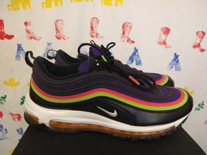 green and red air max 97