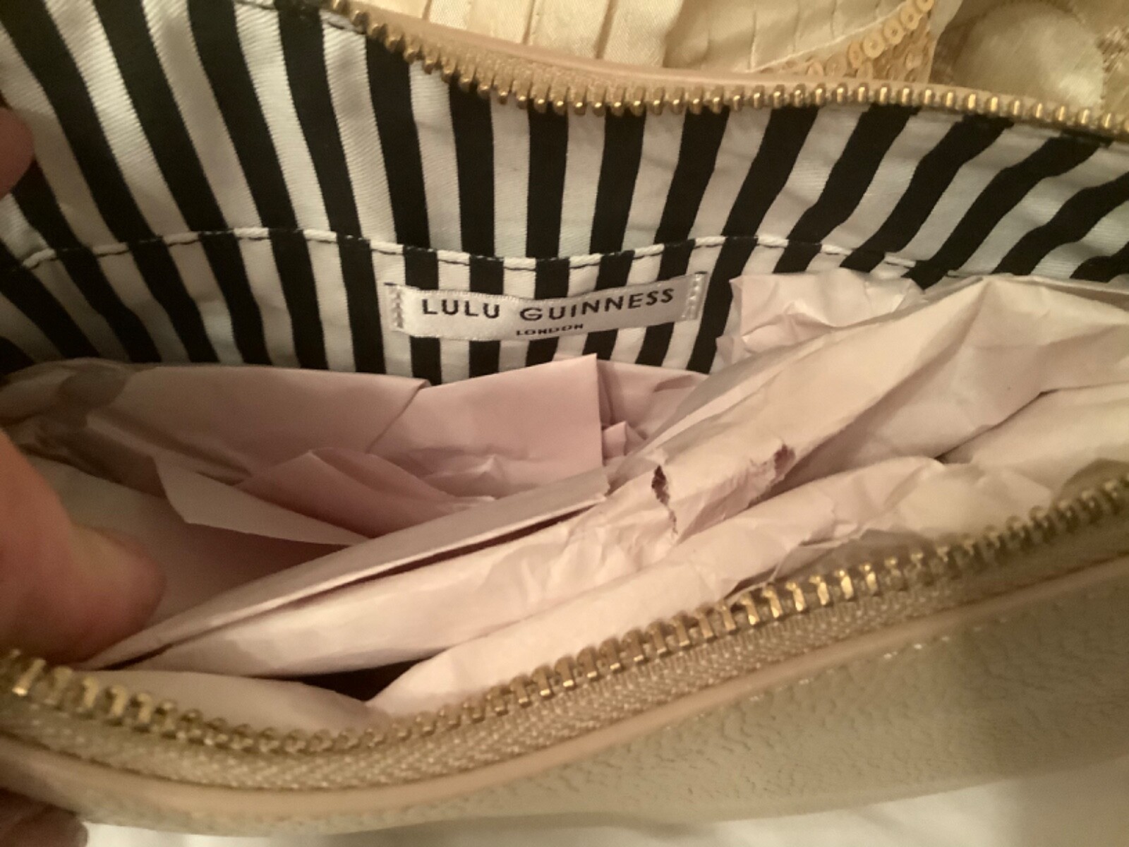 LULU GUINNESS LIPS BEIGE, tan, LEATHER  JULES BAG, authentic NWT image 5