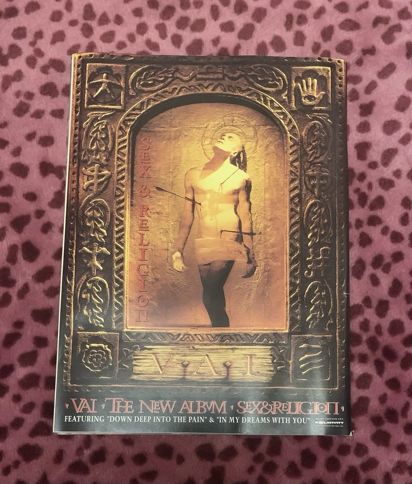 Hit Parader Magazine Oct 1993 STP Ozzy Vince Neil Pearl Jam Zeppelin Anthrax - Image 2 of 2