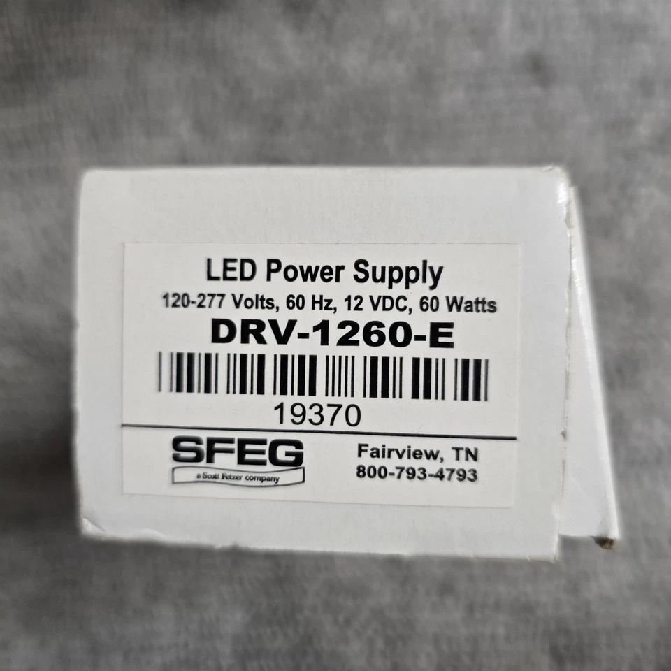 Fuente de alimentación LED SFEG DRV-1260-E 120-277 voltios 60 Hz 12 VDC 60 vatios nueva caja abierta Foto 4 de 4