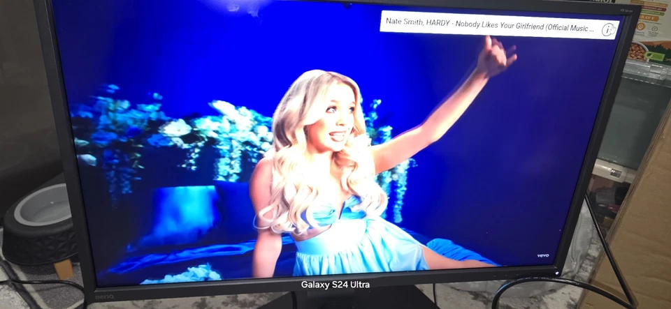 BenQ PD3200Q 32 inch 2K QHD DesignVue Monitor with Speakers 2560x1440. - Image 2 of 4