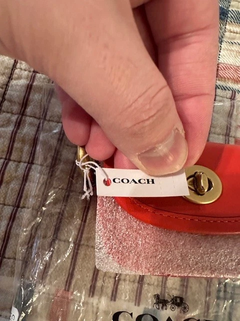 Monedero Coach pequeño carmesí nuevo con etiquetas Foto 3 de 4