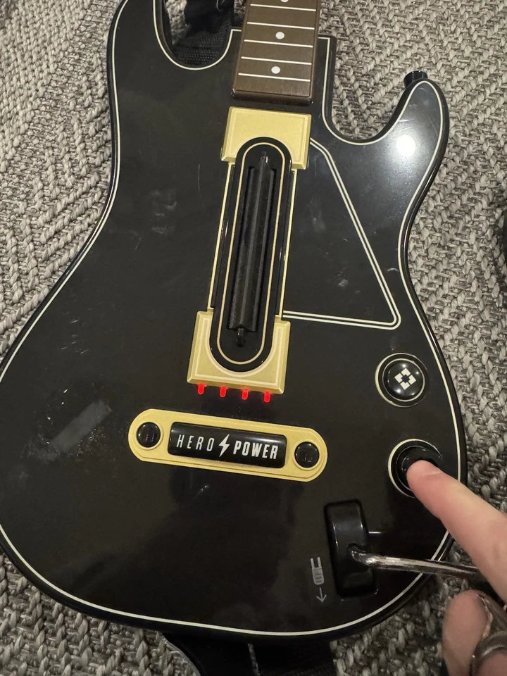 Guitarra Inalámbrica Guitar Hero Live - Lote de 2 Mandos PS3/PS4 Xbox One Sin Dongl Foto 2 de 4
