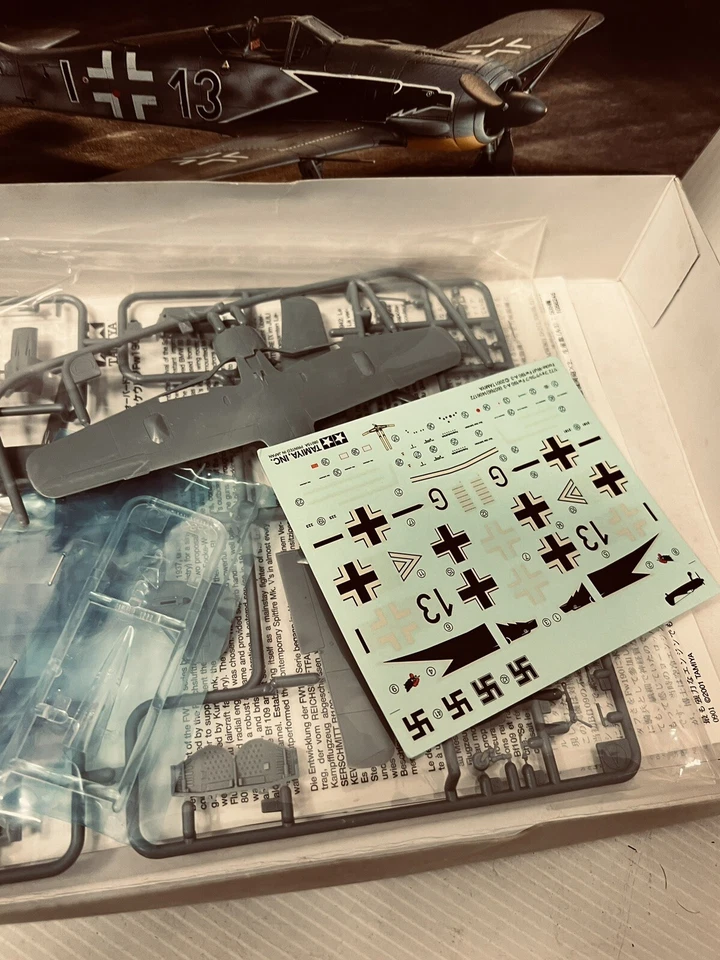 TAMIYA FOCKE WULF Fw190a3 KIT DI MONTAGGIO NEW!! - Immagine 4 di 4