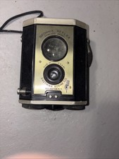 VINTAGE BROWNIE REFLEX SYNCHRO MODEL CAMERA - EASTMAN KODAK - Untested For Parts